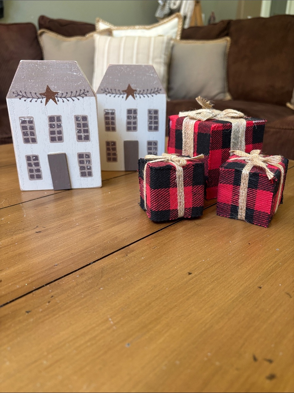 Rustic Buffalo Plaid Gift Box Holiday Set - Red and Black
